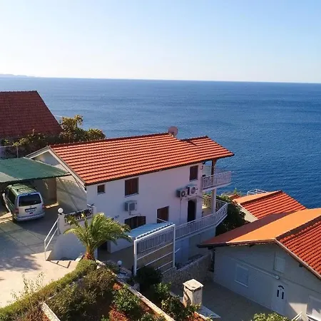 Seaside Hrkac Apartment