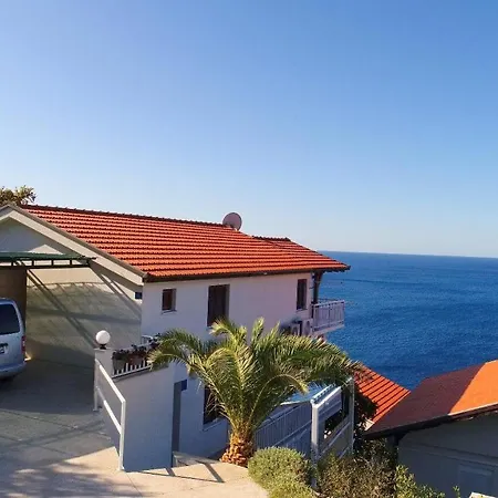 Seaside Hrkac Apartment Orebić