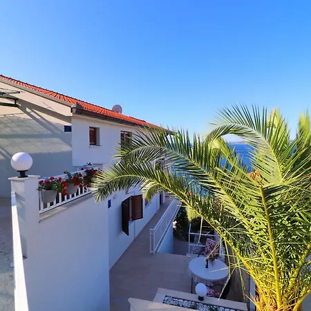 Seaside Hrkac Apartment Orebić