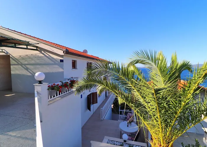 Seaside Hrkac Apartment Orebić