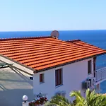 Seaside Hrkac דירה *