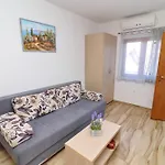 Seaside Hrkac דירה אורביץ